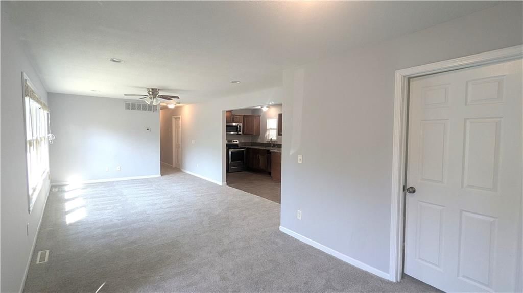 2201 NW Vesper Street — photo 4