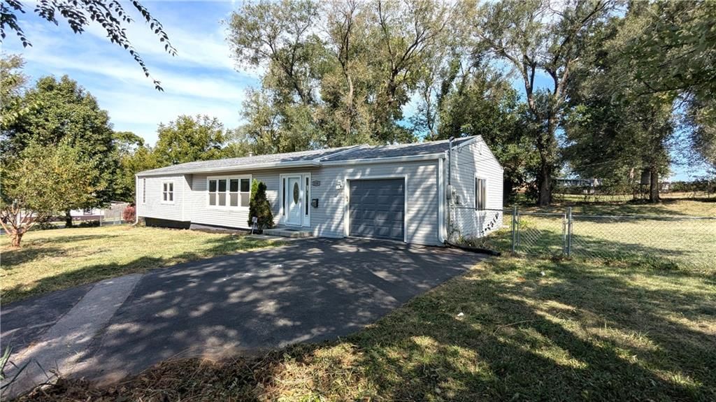 2201 NW Vesper Street — photo 53