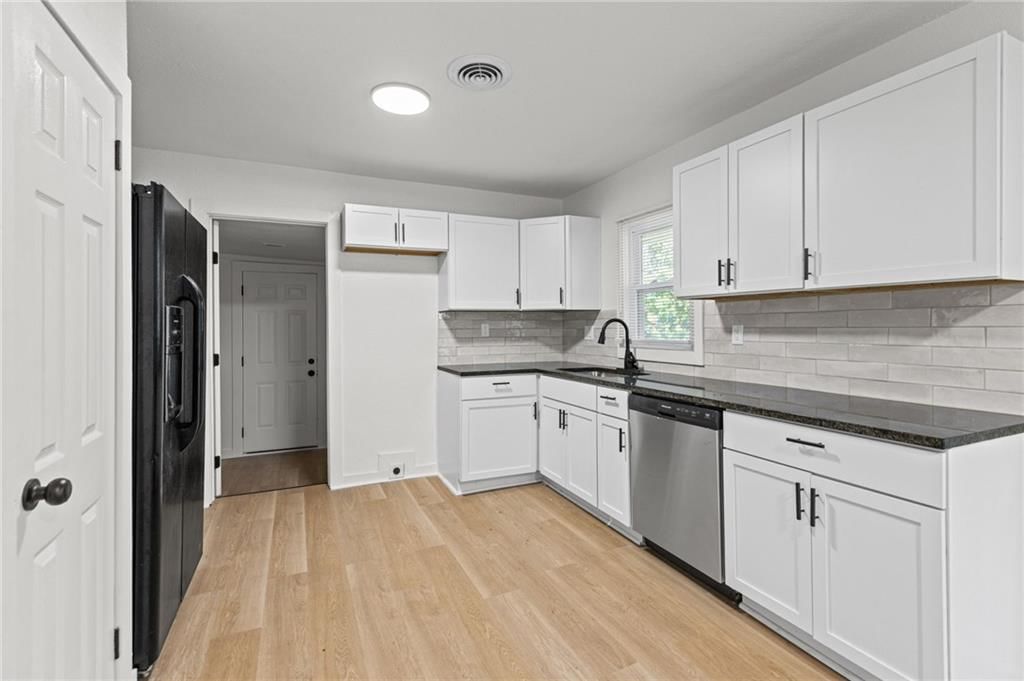 2308 NW 86TH Terrace — photo 9
