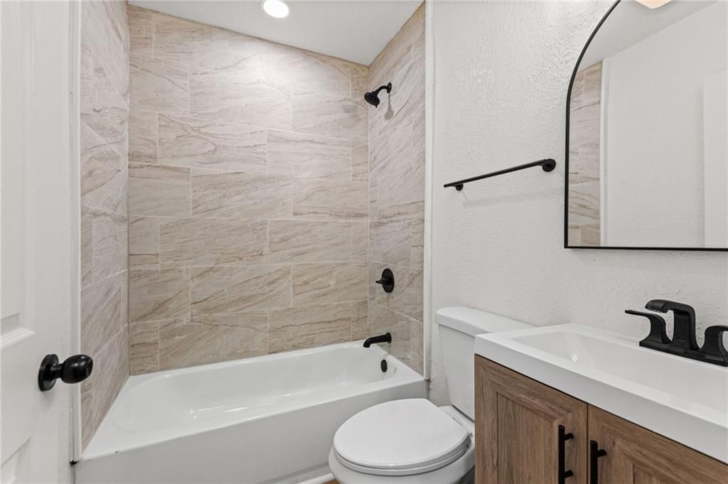 2308 NW 86TH Terrace — photo 16