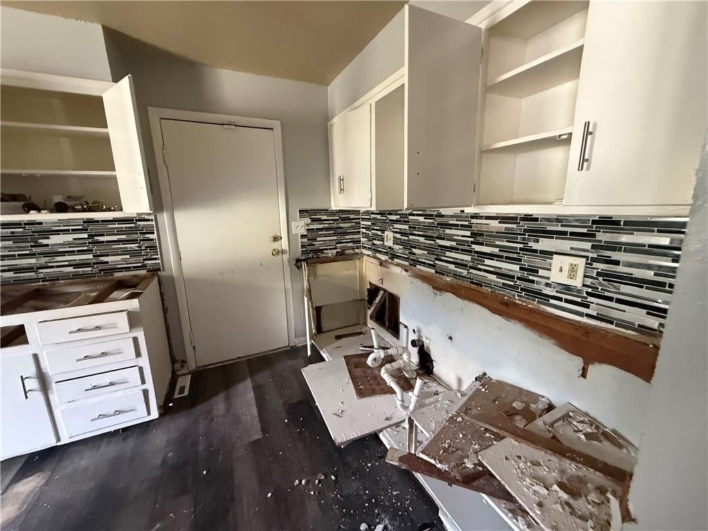 3909 E 58th Street — photo 4