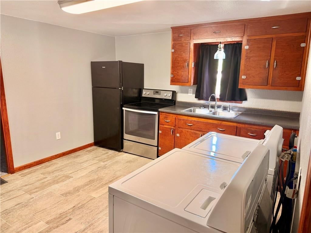 311 N Broadway Street — photo 5