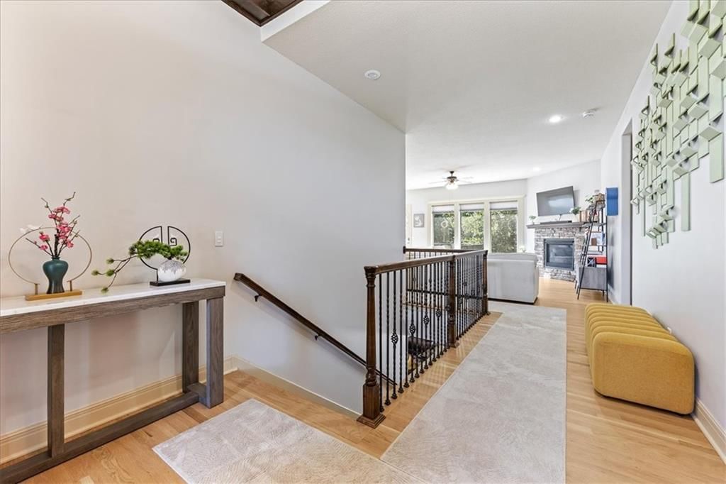 2473 W Elm Street — photo 5