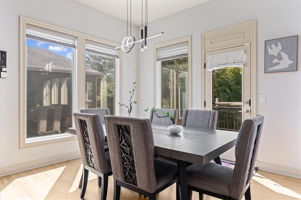 2473 W Elm Street — photo 12
