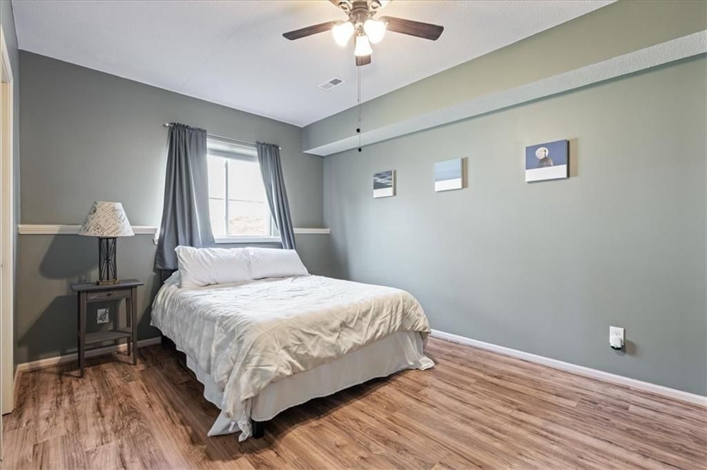2473 W Elm Street — photo 29