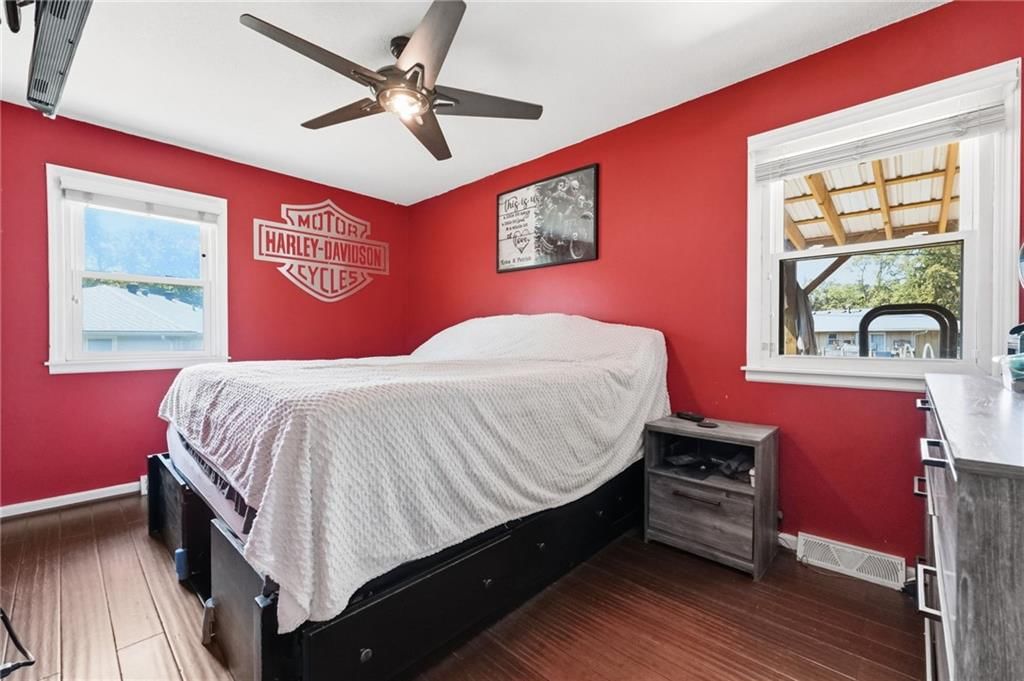 Photo 12 of 41 - 1304 CLARK Avenue, Independence, MO 64050