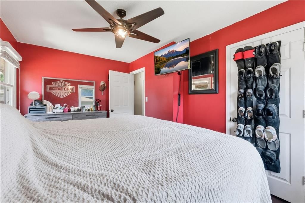 Photo 13 of 41 - 1304 CLARK Avenue, Independence, MO 64050