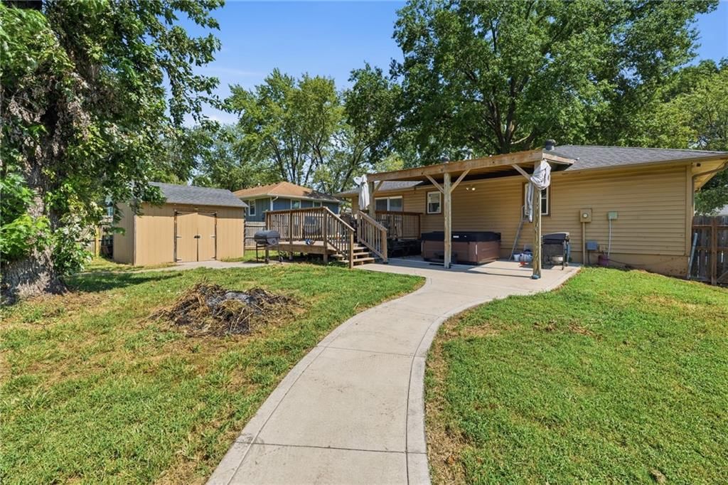 Photo 25 of 41 - 1304 CLARK Avenue, Independence, MO 64050