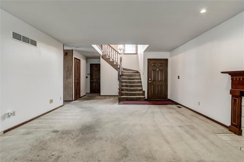 9172 W 102nd Terrace — photo 5
