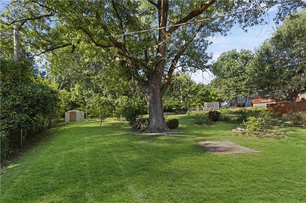12105 E 47th Terrace S — photo 23