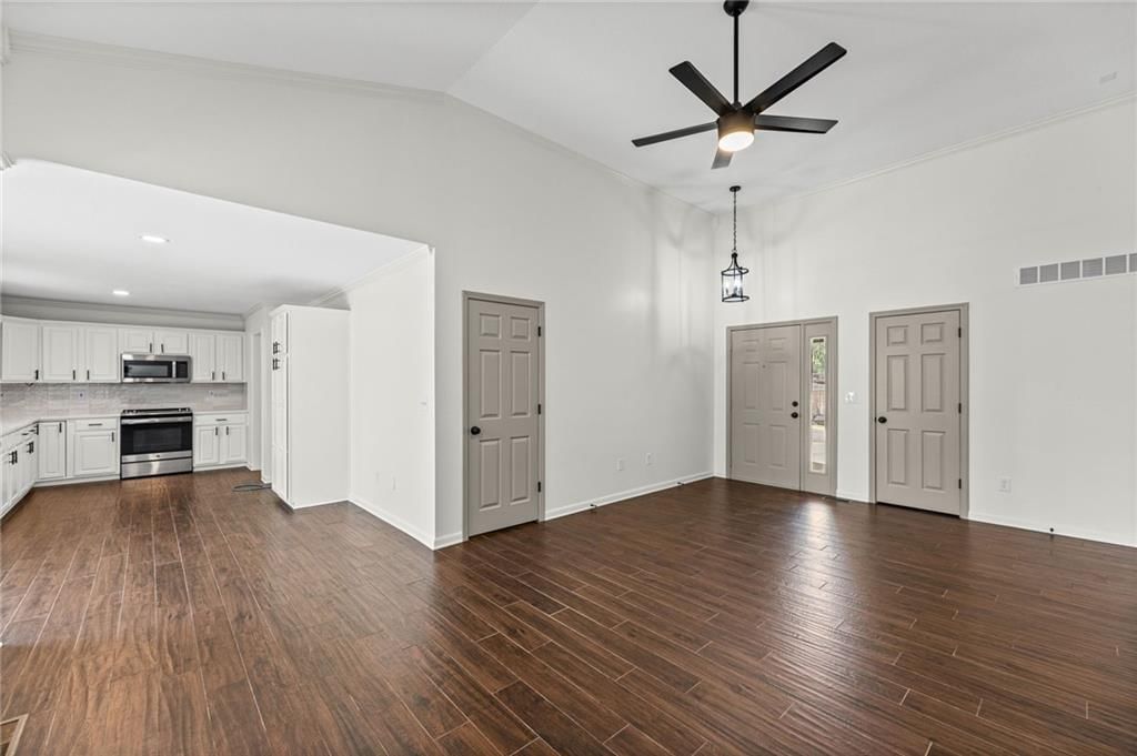 1455 Starbrooke Drive — photo 4