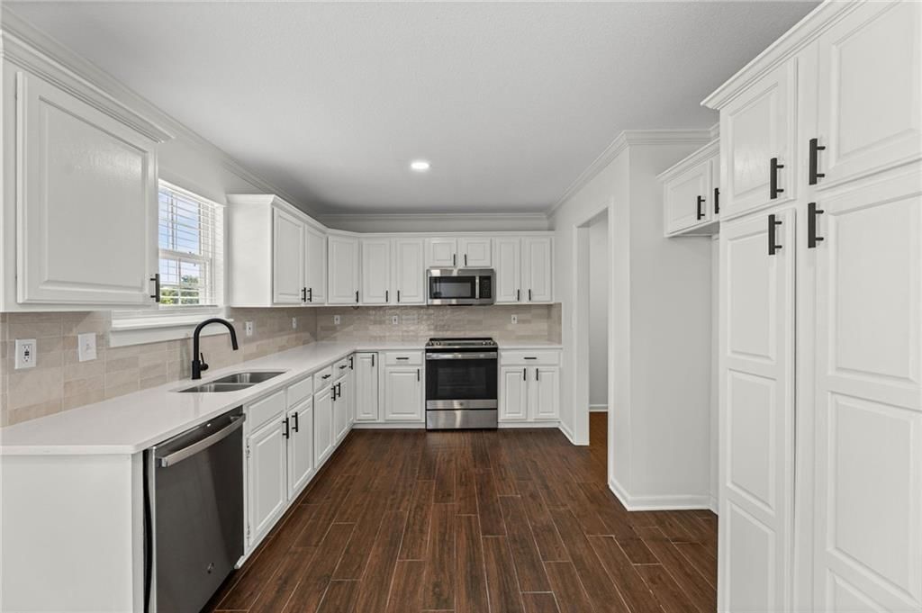 1455 Starbrooke Drive — photo 10