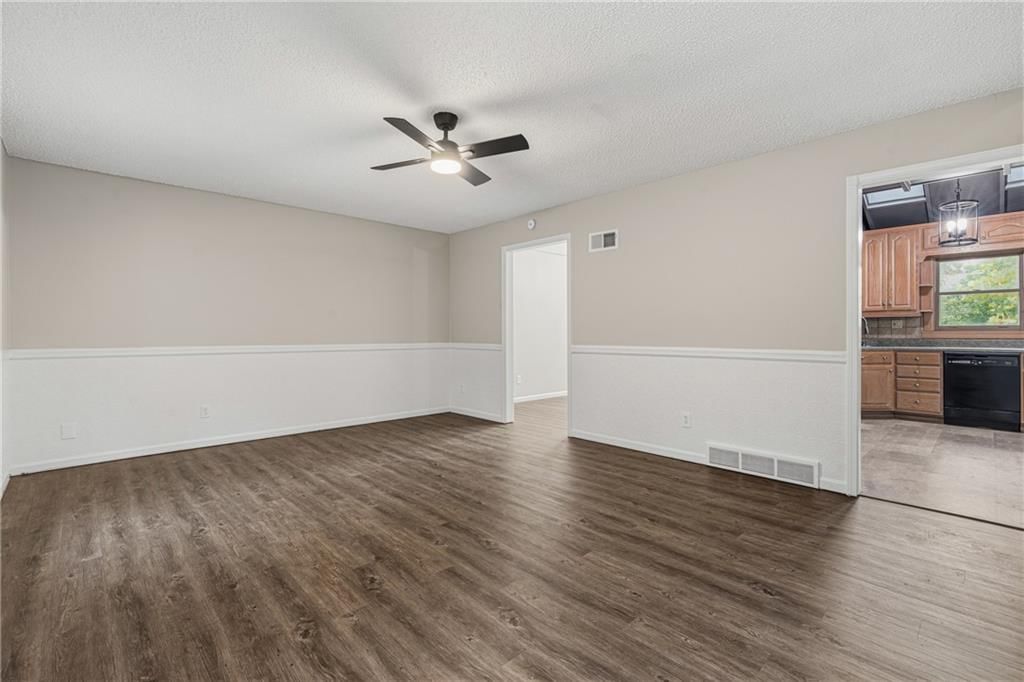 10600 NW 58th Street — photo 14