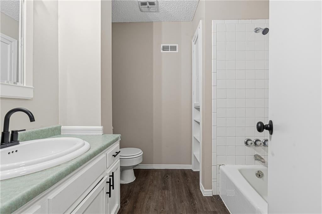 10600 NW 58th Street — photo 24