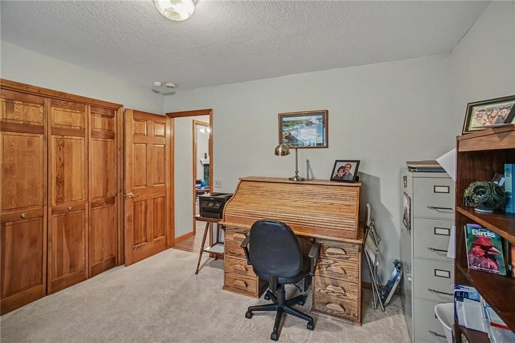 3010 Hirter Drive — photo 24