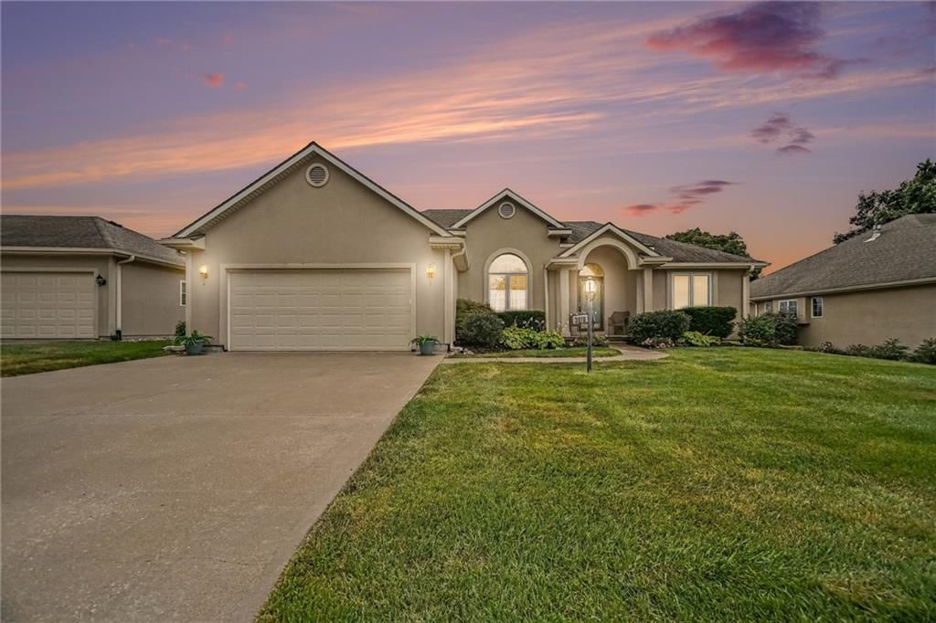 3010 Hirter Drive — photo 36