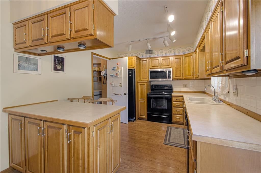 2106 NW 84th Terrace — photo 11
