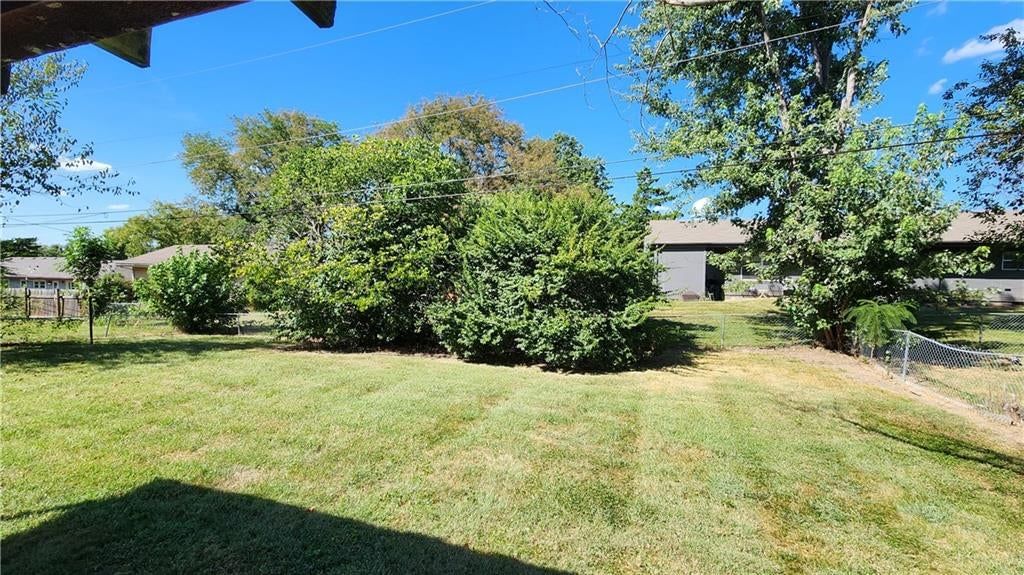 509 Indian Trail — photo 38