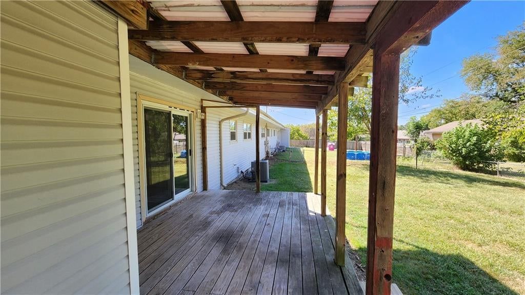 509 Indian Trail — photo 39