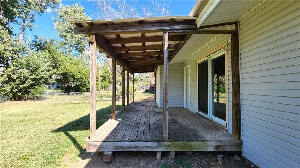 509 Indian Trail — photo 42