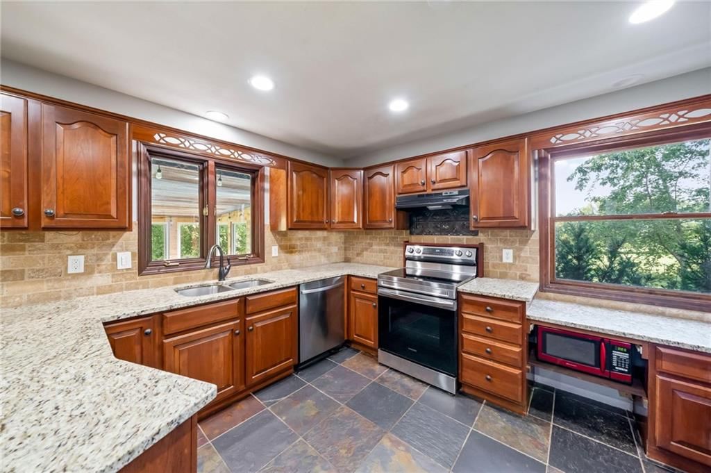 24540 Mission Belleview Road — photo 7