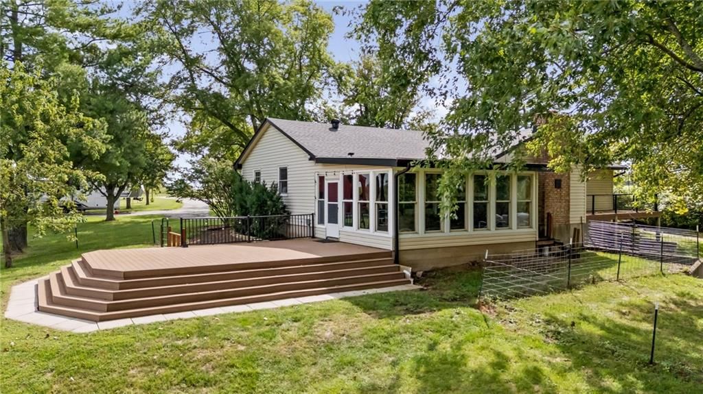 24540 Mission Belleview Road — photo 21