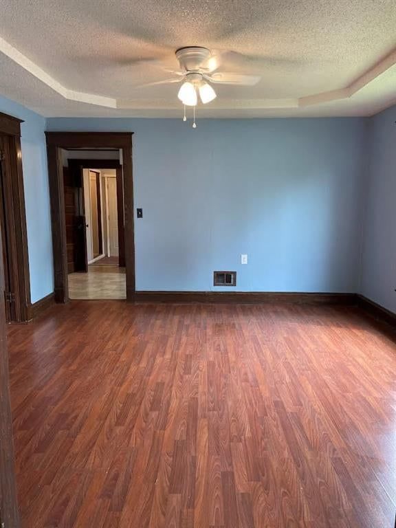 300 W Hortense Street — photo 6