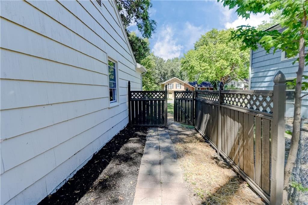 5801 W 99th Street — photo 40