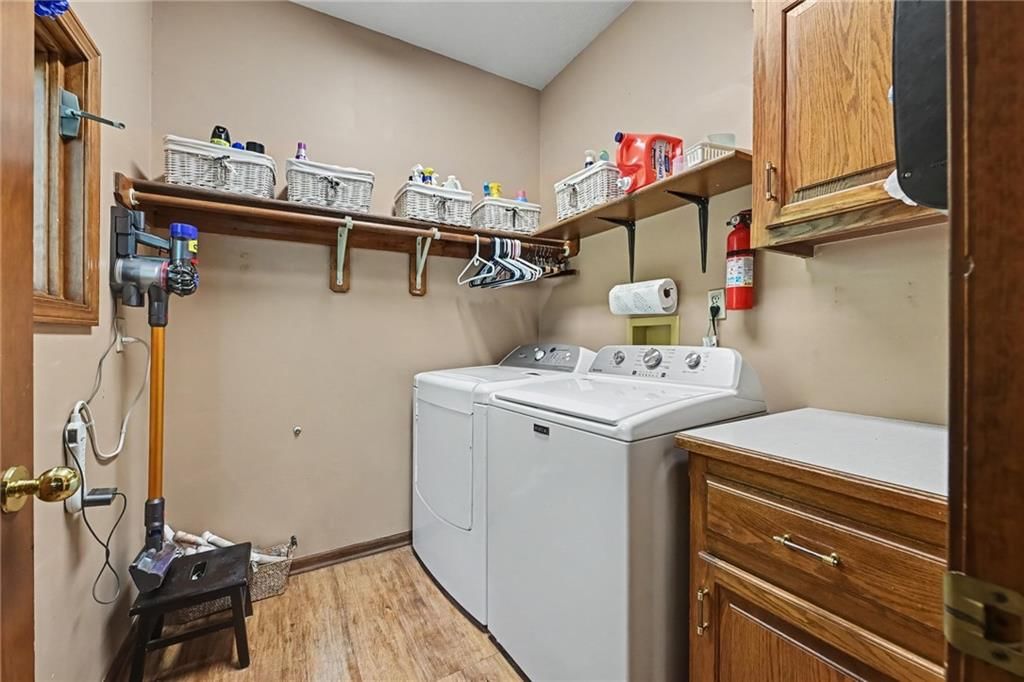 Photo 13 of 44 - 8225 NW Weatherby Drive, Weatherby Lake, MO 64152