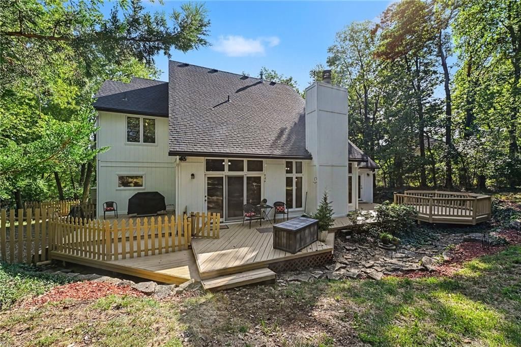 Photo 42 of 44 - 8225 NW Weatherby Drive, Weatherby Lake, MO 64152