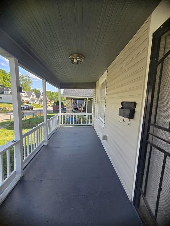 Photo 4 of 41, 2522 Norton Avenue, Kansas City, MO 64130
