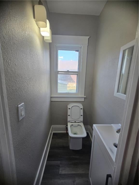 Photo 19 of 41, 2522 Norton Avenue, Kansas City, MO 64130