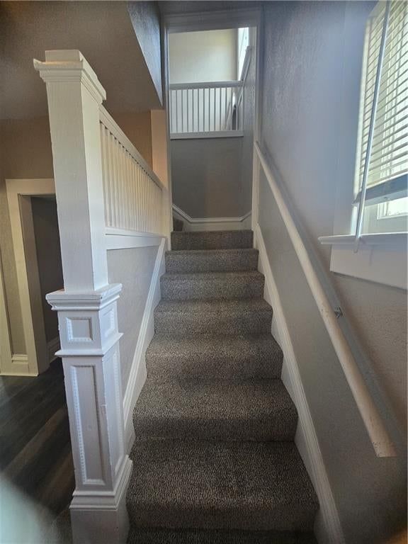 Photo 24 of 41 - 2522 Norton Avenue, Kansas City, MO 64130