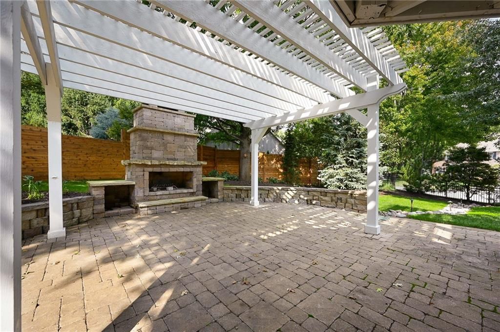 10600 W 108th Terrace — photo 38