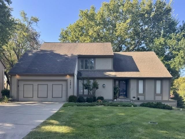 12817 W 116th Street, Overland Park, KS