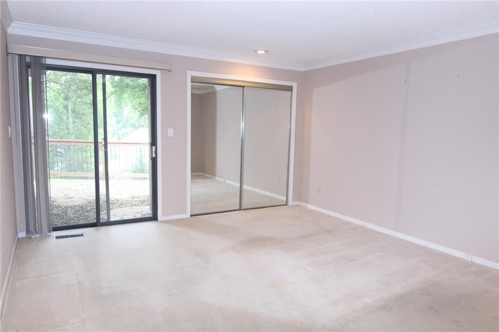 Photo 5 of 36, 12817 W 116th Street, Overland Park, KS 66210