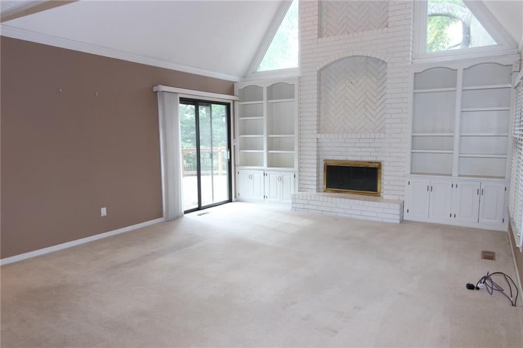 Photo 10 of 36, 12817 W 116th Street, Overland Park, KS 66210