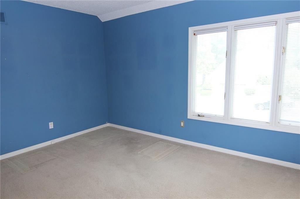 Photo 16 of 36 - 12817 W 116th Street, Overland Park, KS 66210