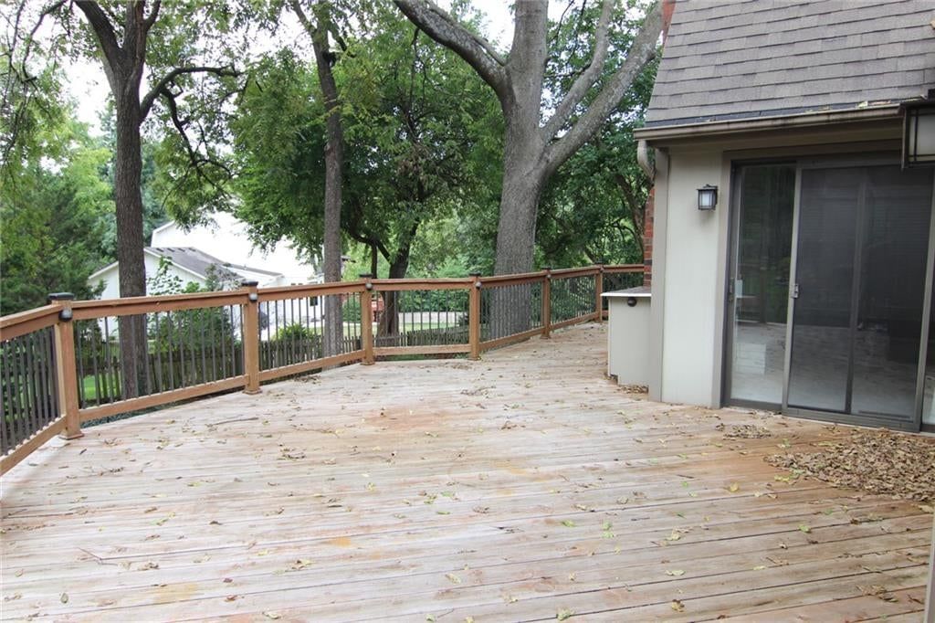 Photo 31 of 36 - 12817 W 116th Street, Overland Park, KS 66210