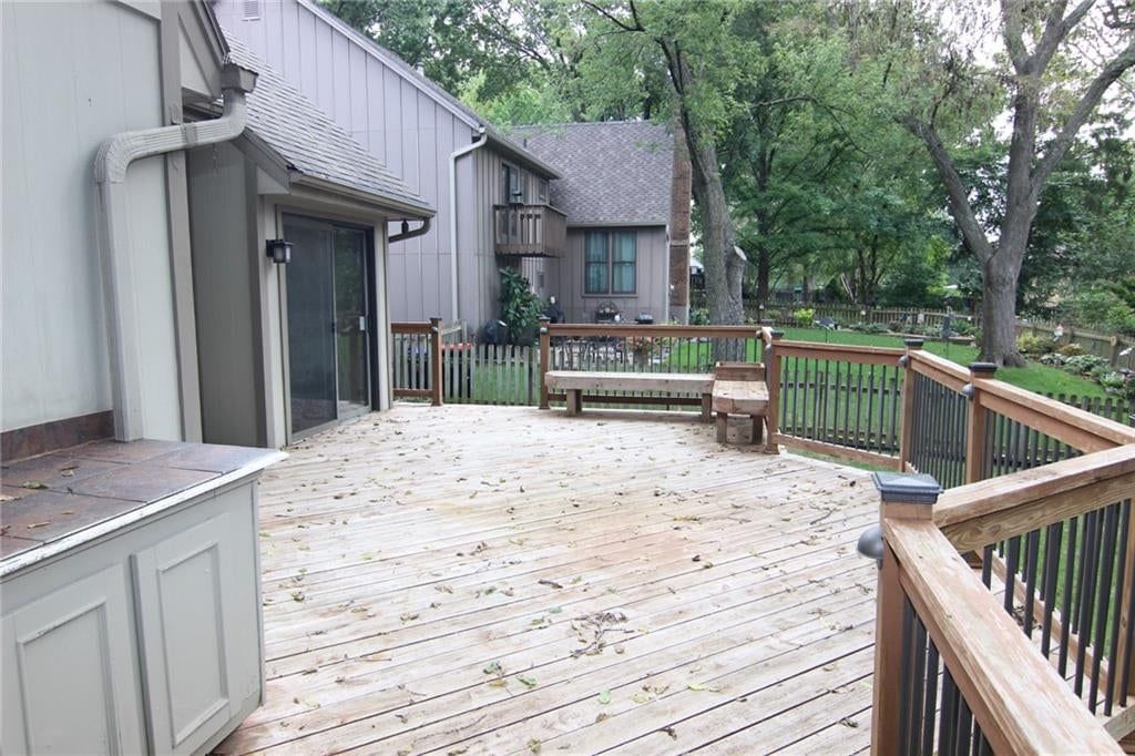 Photo 34 of 36 - 12817 W 116th Street, Overland Park, KS 66210