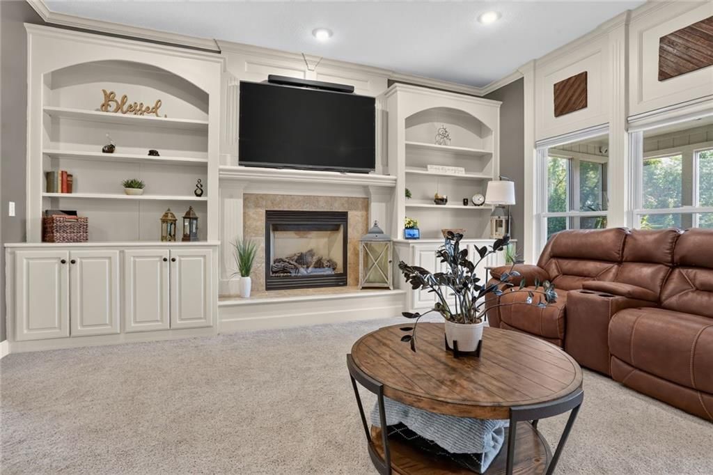6101 LAKECREST Drive — photo 11