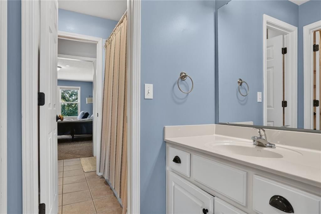 6101 LAKECREST Drive — photo 21