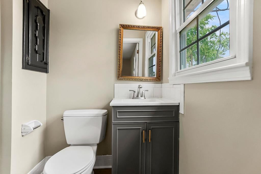 11204 W 51st Terrace — photo 14