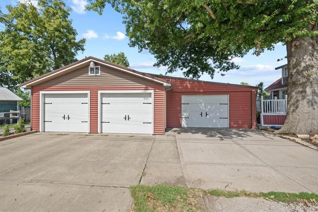 12910 Grandview Road — photo 30