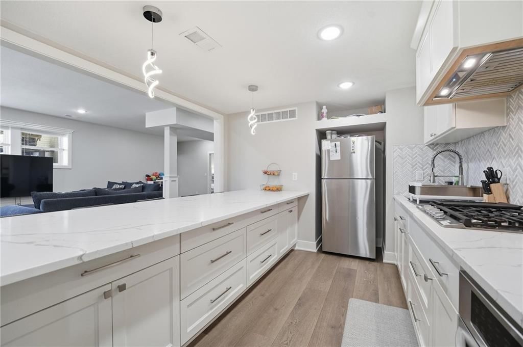 11315 W 166th Terrace — photo 32