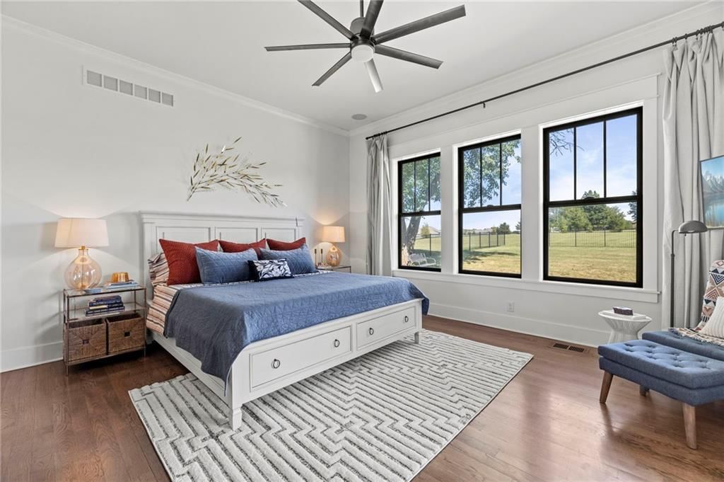 Photo 28 of 61 - 13515 Claire Court, Lake Lotawana, MO 64034