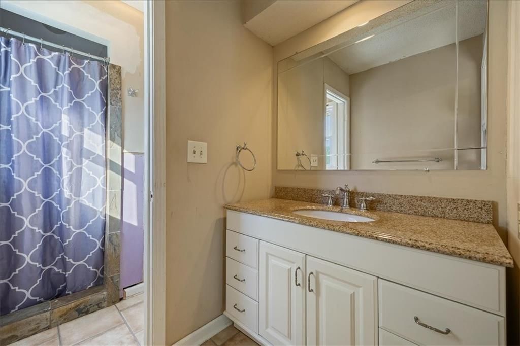 300 Johnston Drive — photo 16
