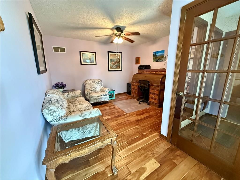 Photo 10 of 71 - 12809 Rickey Road, Kansas City, MO 64133