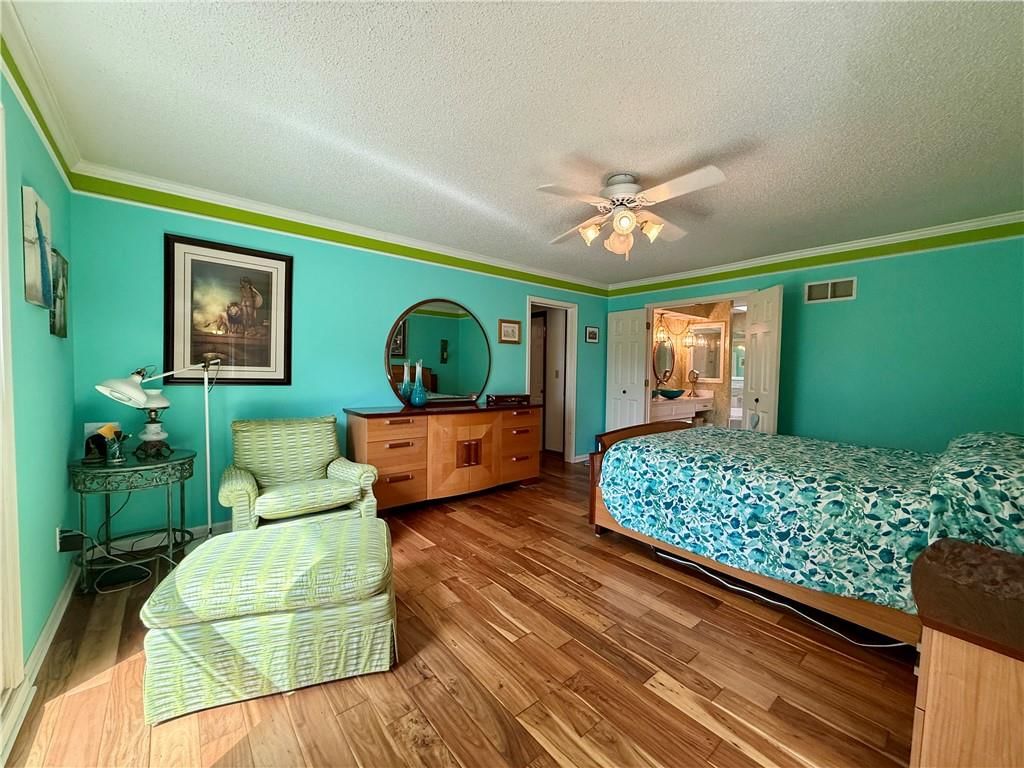 Photo 12 of 71 - 12809 Rickey Road, Kansas City, MO 64133