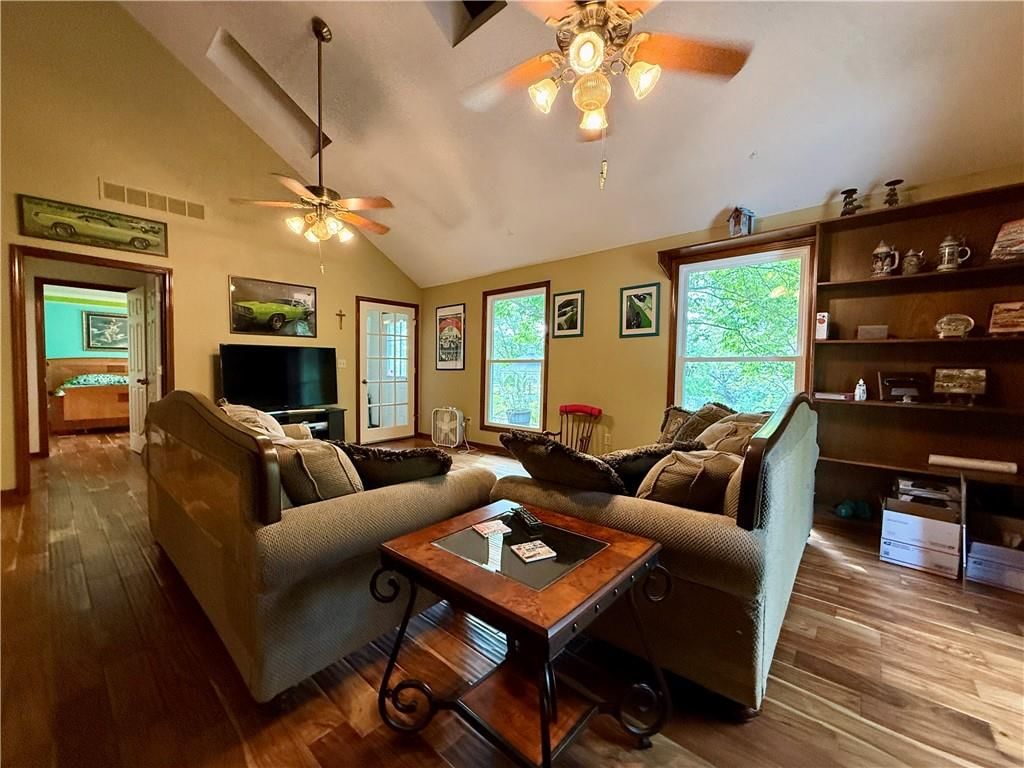 Photo 22 of 71 - 12809 Rickey Road, Kansas City, MO 64133